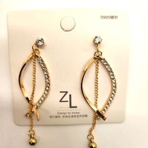 Woman earrings